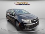 New 2026 Chrysler Pacifica Select image 4
