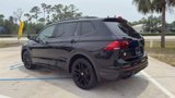 Used 2022 Volkswagen Tiguan SE R-Line image 4
