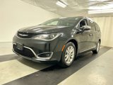 Used 2018 Chrysler Pacifica Limited image 5