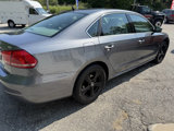 Used 2015 Volkswagen Passat 1.8T Limited Edition image 5