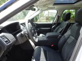 New 2024 Land Rover Discovery S image 2