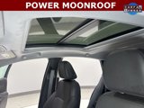 Used 2020 Chevrolet Malibu Premier image 2