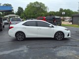 Used 2017 Toyota Corolla SE image 2