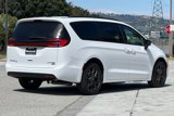 New 2025 Chrysler Pacifica Limited image 4