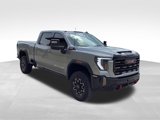 Used 2024 GMC Sierra 2500 AT4X image 2