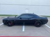Used 2016 Dodge Challenger SRT Hellcat image 2