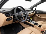 Used 2025 Porsche Macan image 4