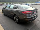 Used 2020 Ford Fusion SE image 6