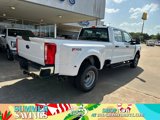 New 2025 Ford F350 4x4 Crew Cab DRW Super Duty image 2