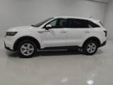Used 2023 Kia Sorento LX image 2