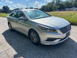 Used 2015 Hyundai Sonata SE w/ Winter Package image 4