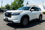 New 2025 Nissan Pathfinder SV image 3