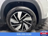 Used 2025 Volkswagen Atlas SE image 4