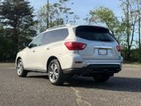 Used 2017 Nissan Pathfinder S image 3