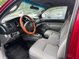 Used 2005 Toyota Tacoma 2WD Regular Cab image 2