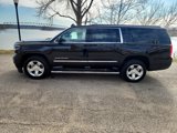 Used 2017 Chevrolet Suburban LT w/ LT Signature Package image 2