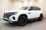 New 2025 Volkswagen Atlas Peak Edition SE image 3