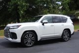 Used 2025 Lexus LX 600 4WD w/ Luxury Package image 5