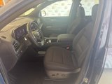 Used 2025 Chevrolet Traverse LT image 3