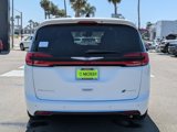 New 2025 Chrysler Pacifica Pinnacle image 4