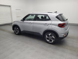 Used 2021 Hyundai Venue SEL image 3