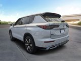 New 2025 Mitsubishi Outlander SE image 5