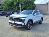 New 2025 Nissan Kicks SR image 2