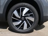 New 2025 Volkswagen Atlas SEL image 5