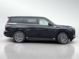 New 2025 INFINITI QX80 Luxe image 3