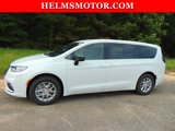 New 2025 Chrysler Pacifica Select image 3