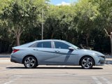 Used 2023 Hyundai Elantra Limited image 2