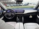New 2025 Buick Envision Avenir image 5
