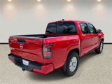 Used 2024 Nissan Frontier SV w/ SV Convenience Package image 5