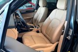 Certified 2024 Porsche Macan image 4