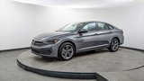 Used 2024 Volkswagen Jetta SE image 2