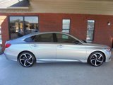 Used 2022 Honda Accord Sport image 2