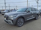 New 2025 Lincoln Aviator AWD image 3