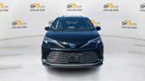 Used 2021 Toyota Sienna Platinum image 2