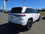 New 2025 Jeep Grand Cherokee Altitude image 4