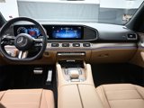 Used 2025 Mercedes-Benz GLS 450 4MATIC image 2