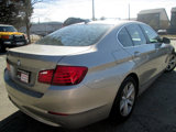 Used 2011 BMW 528i Sedan image 3