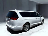 Used 2020 Chrysler Pacifica Limited image 4