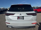 New 2025 Mitsubishi Outlander SE image 6