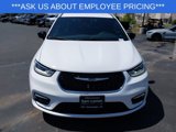 New 2025 Chrysler Pacifica Select image 4