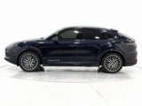 Used 2022 Porsche Cayenne Turbo image 6