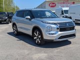 New 2025 Mitsubishi Outlander SE image 3