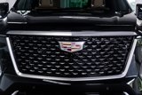 Used 2025 Cadillac Escalade Premium Luxury image 4