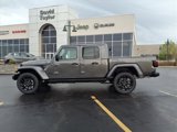New 2025 Jeep Gladiator Sport image 2