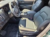 New 2025 Nissan Pathfinder SL image 6