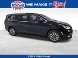 New 2025 Chrysler Pacifica Select w/ Uconnect Theater Family Group image 2